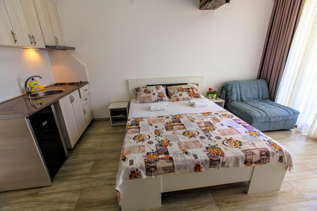 Apartments Matkovic Lux Sutomore Extérieur photo