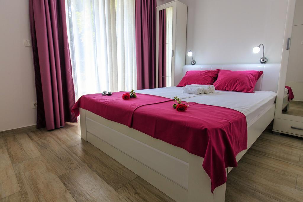 Apartments Matkovic Lux Sutomore Extérieur photo