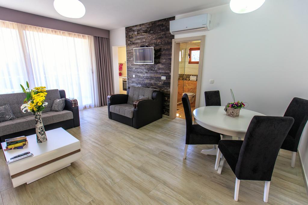 Apartments Matkovic Lux Sutomore Extérieur photo