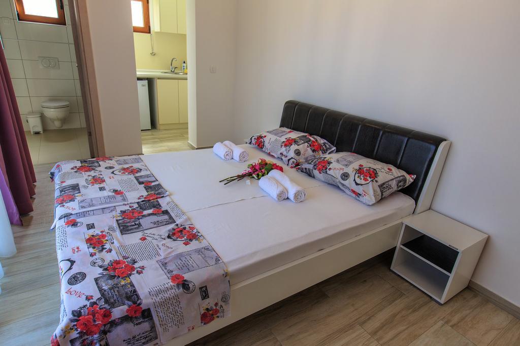 Apartments Matkovic Lux Sutomore Extérieur photo