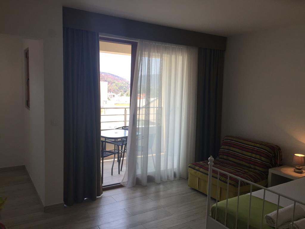 Apartments Matkovic Lux Sutomore Extérieur photo